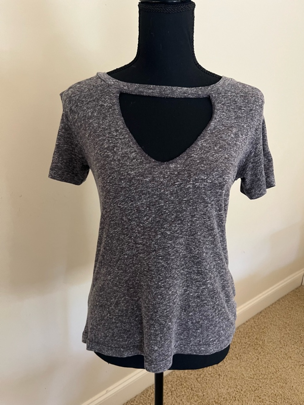 LNA Dark Heather Grey Marled Burnout Cold Shoulder Choker Neck Knit Top Size XS